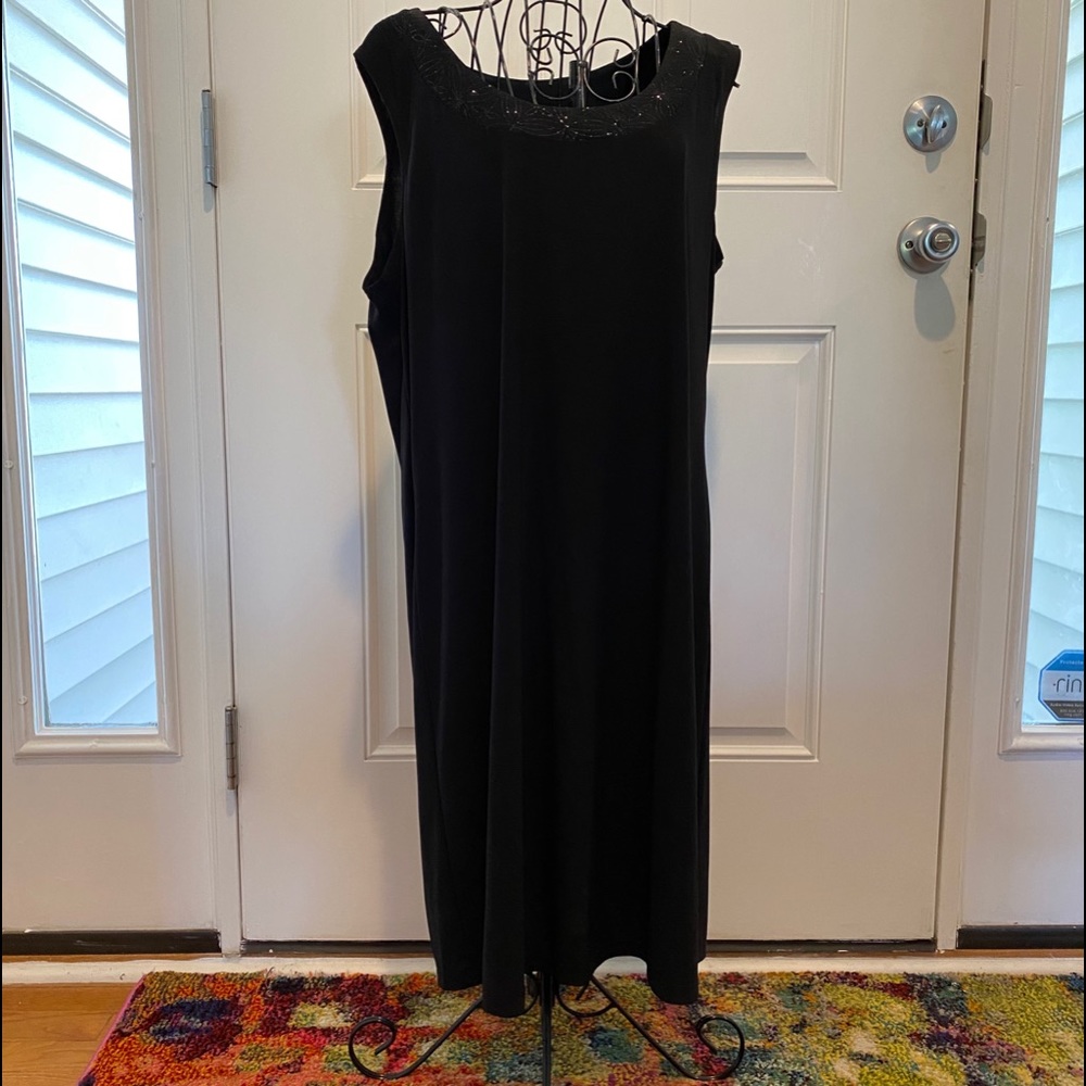 NWOT R and L  Richards size Large Black Cocktail dress w black sequins.Beautiful